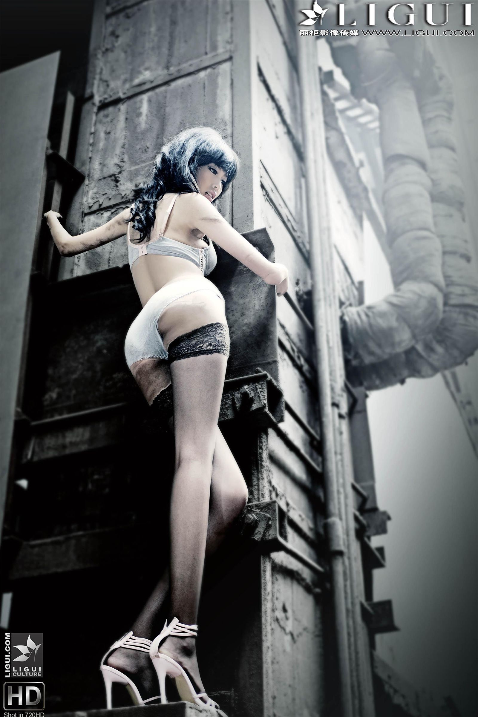 [丽柜]  另类视觉- MODEL 孟露 国产唯美套图